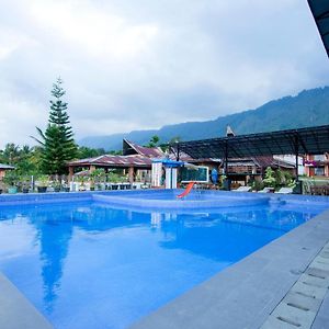 Thyesza Hotel Resort